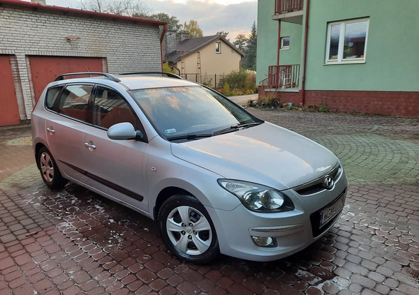 Hyundai I30 cena 16700 przebieg: 236541, rok produkcji 2010 z Szklarska Poręba małe 92